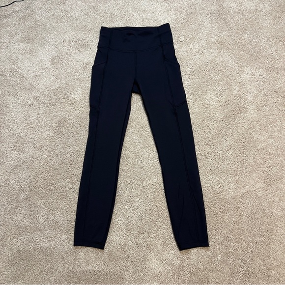 lululemon athletica Pants - Women’s Lululemon Wunder Train High Rise 25” Leggings Size 4